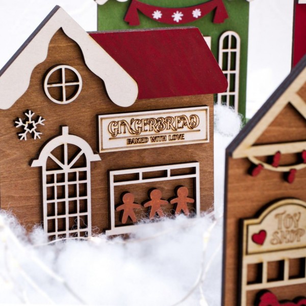 Επιτραπέζιο Χριστουγεννιάτικο Σπιτάκι - Gingerbread Baked with Love Επιτραπέζιο Χριστουγεννιάτικο Σπιτάκι – Ξύλινο, Χειροποίητο, Ελληνικής Κατασκευής
