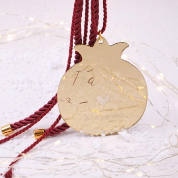 Προσωποποιημένο Κρεμαστό Γούρι - Ρόδι: Γιαγιά Σ'αγαπώ! Προσωποποιημένο Κρεμαστό Γούρι - Ρόδι: Γιαγιά Σ'αγαπώ!